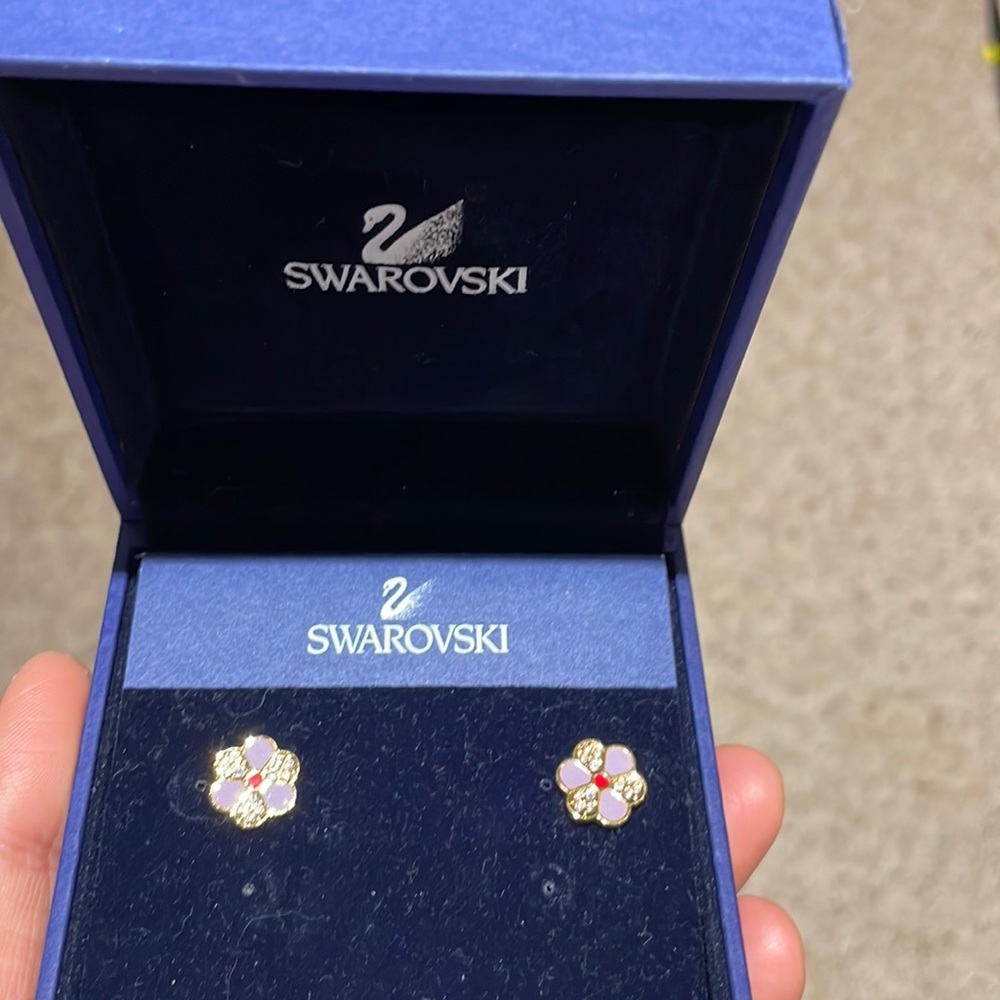 SWAROVSKI earring